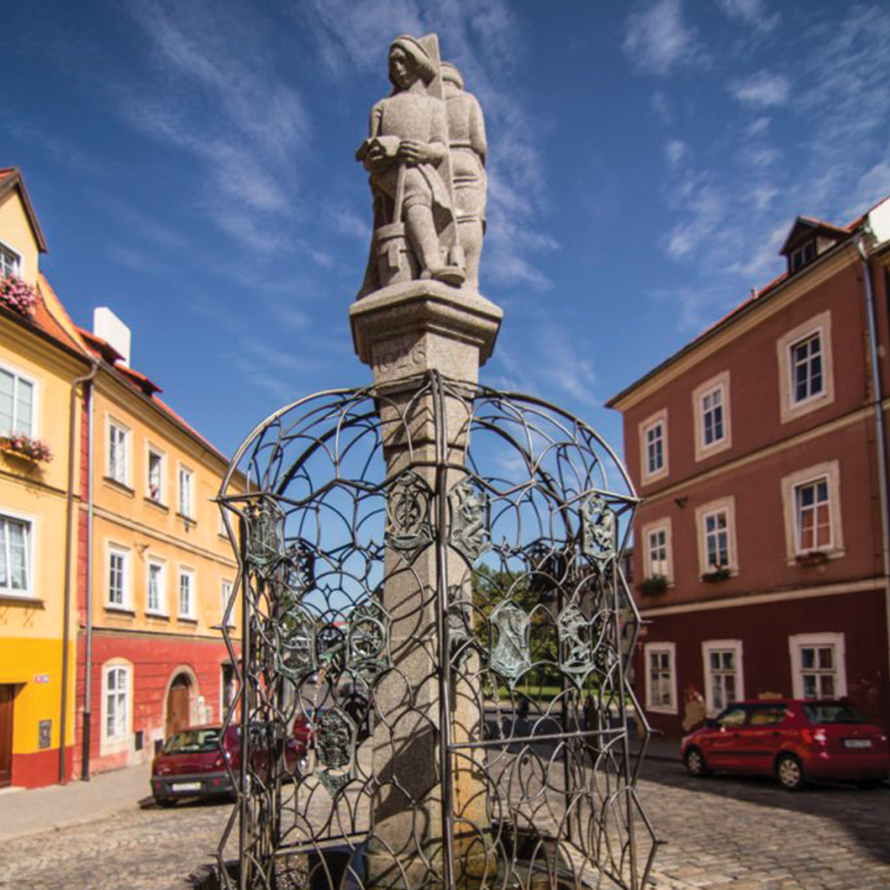 visit cheb
fountain of the guilds