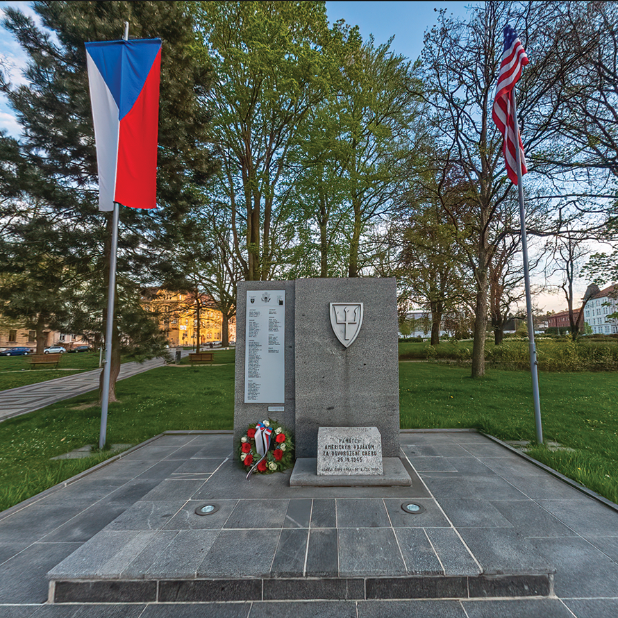 visit cheb 
            denkmal der us-armee im stadtpark