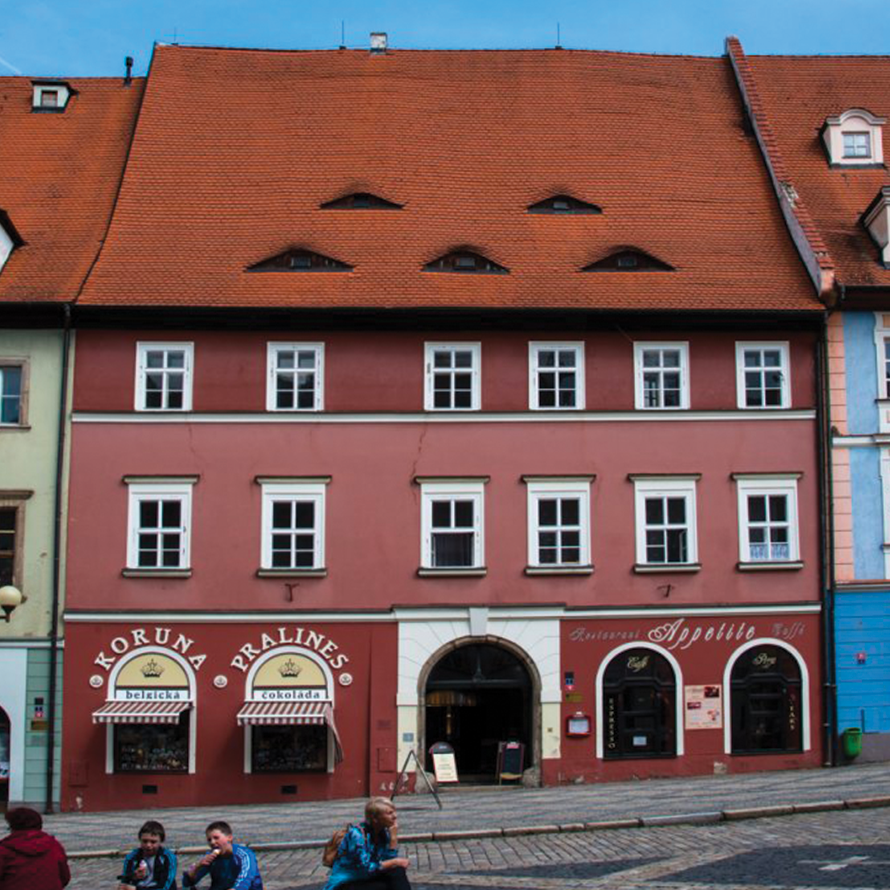 visit cheb 
            dům pachelbel