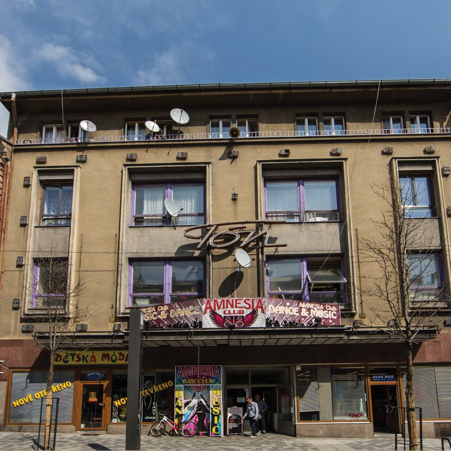 visit cheb
dům heinricha welzela / kino gloria palast
