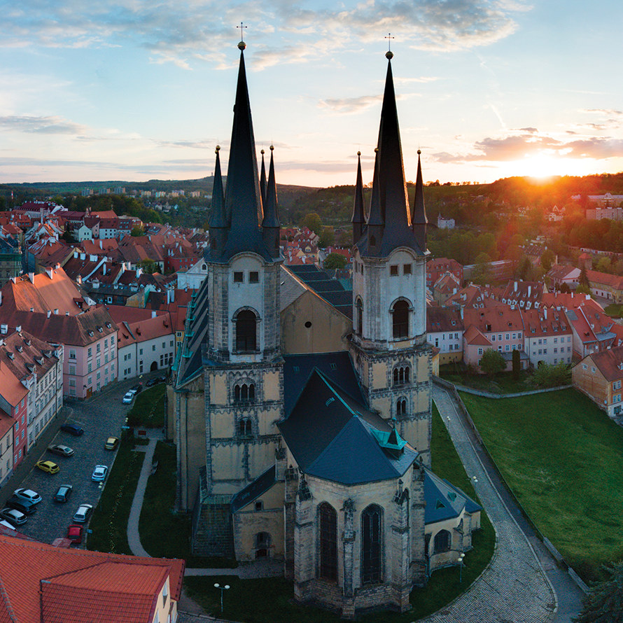 visit cheb 
            die st. niklas und st. elisabeth kirche